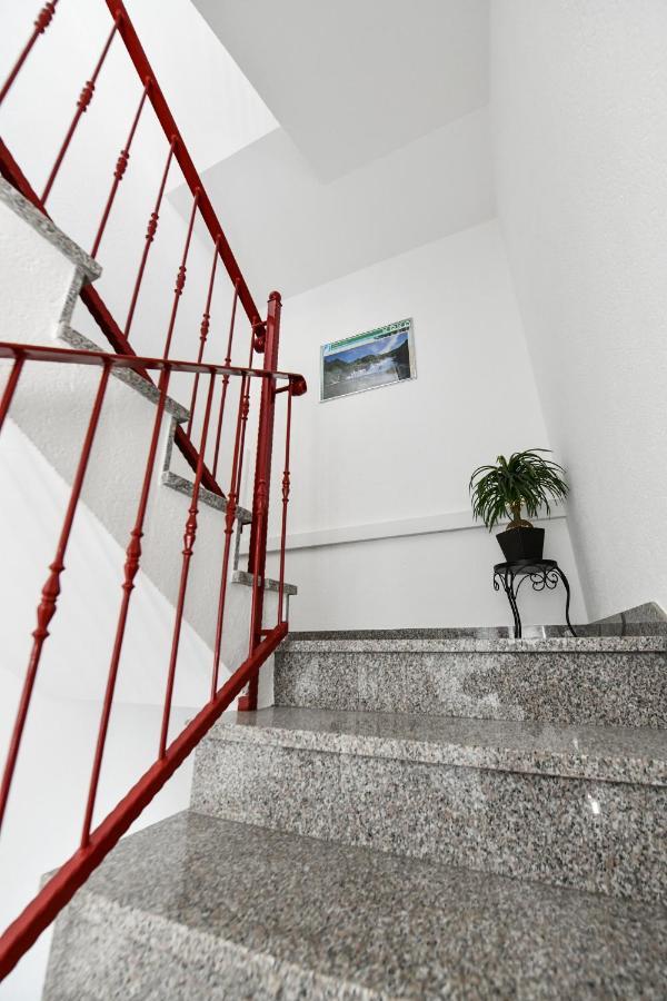 Apartments Villa Miranda Vodice Zewnętrze zdjęcie