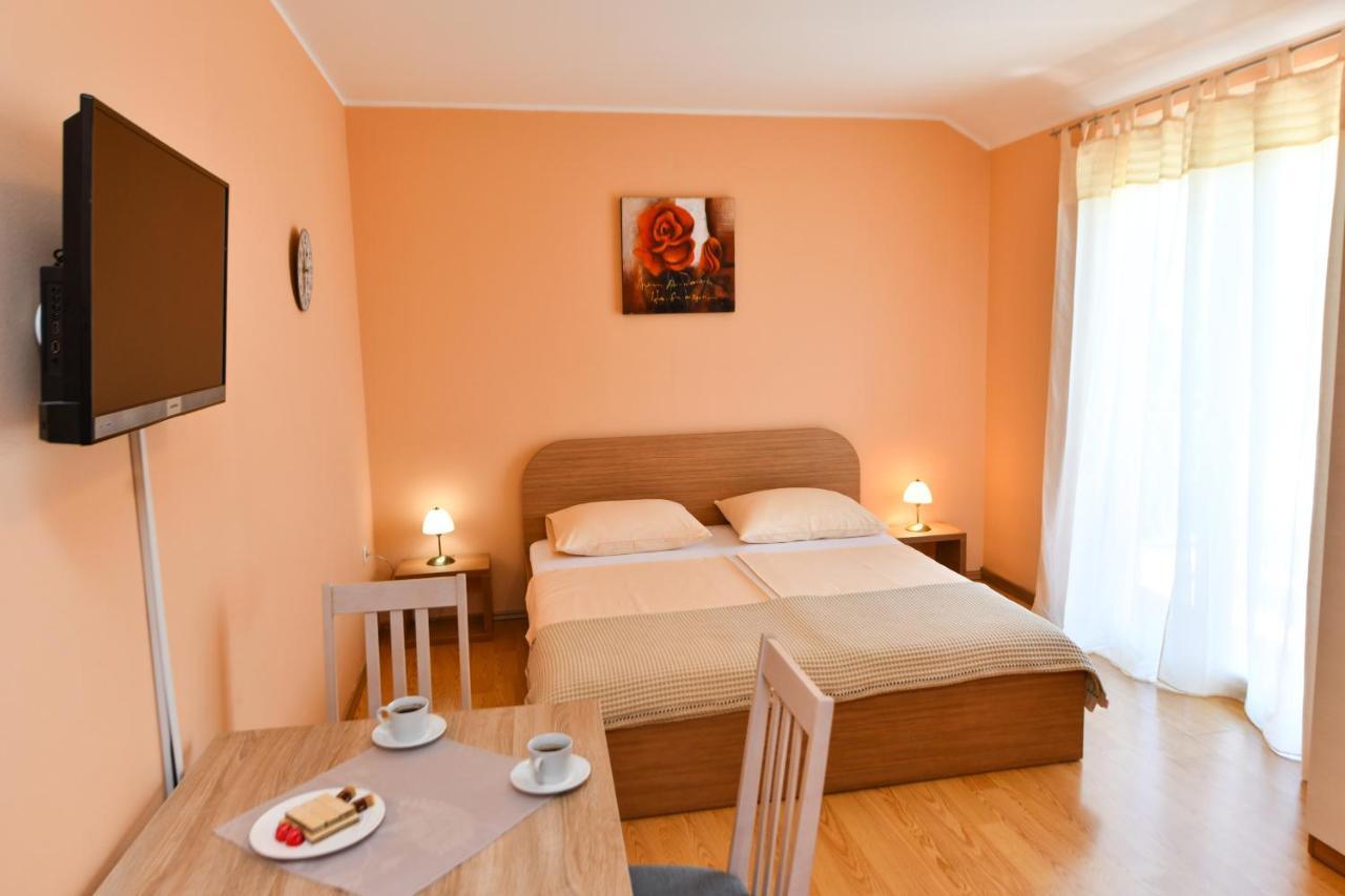 Apartments Villa Miranda Vodice Zewnętrze zdjęcie